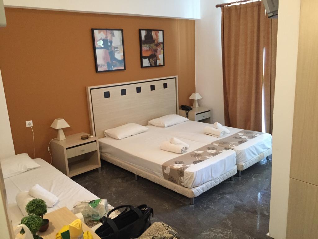 Nancy Hotel 헐소니소스 객실 사진