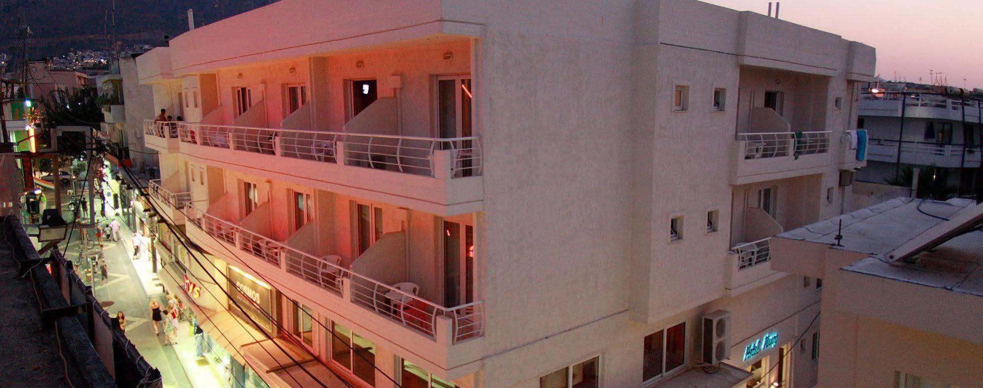 Nancy Hotel 헐소니소스 외부 사진