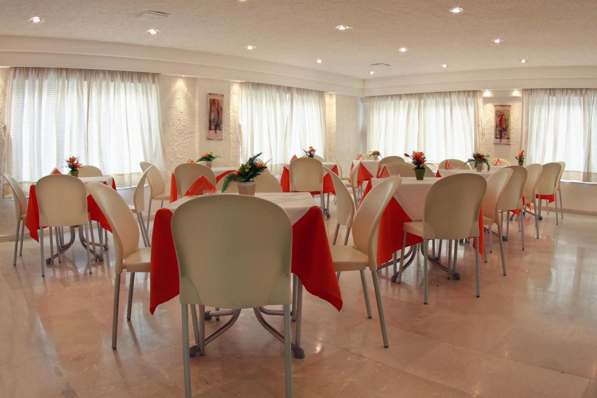 Nancy Hotel 헐소니소스 외부 사진